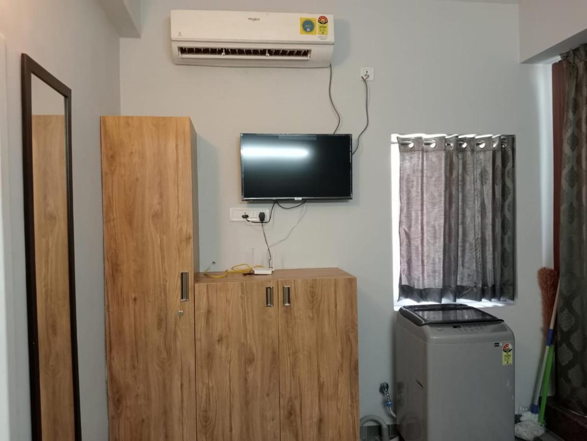 Season 4 Residences - 1Bhk Furnished Apartments Chennai Exterior photo