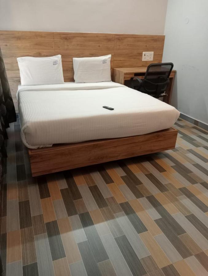 Season 4 Residences - 1Bhk Furnished Apartments Chennai Exterior photo