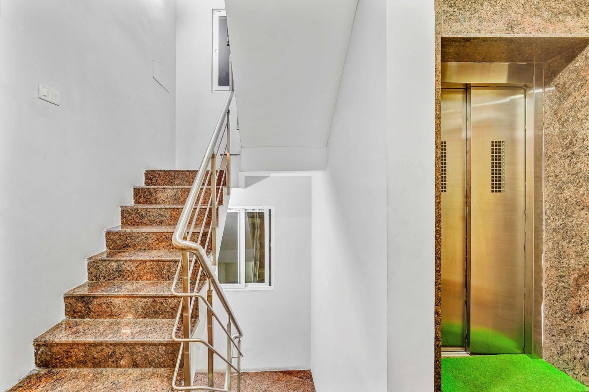 Season 4 Residences - 1Bhk Furnished Apartments Chennai Exterior photo
